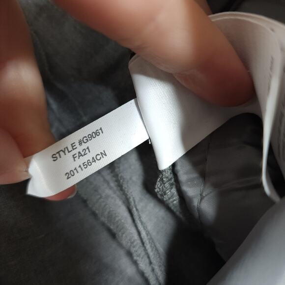 J.CREW Petite Cameron slim crop pant in four-season stretch in Gray Size 6P - Picture 10 of 11